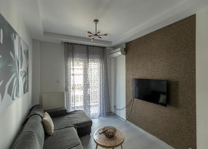 Karipidis Suite