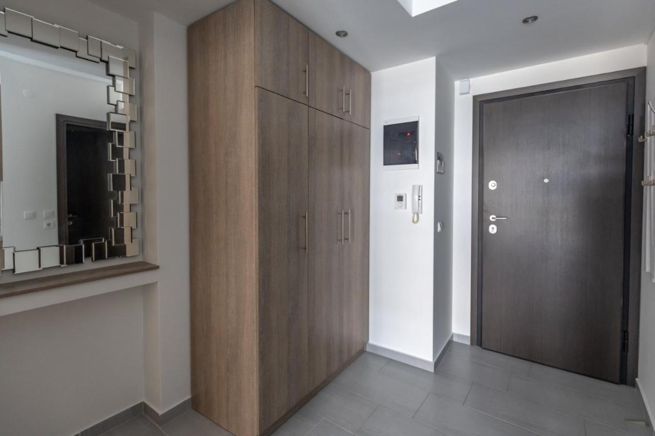 Apartment Karipidis